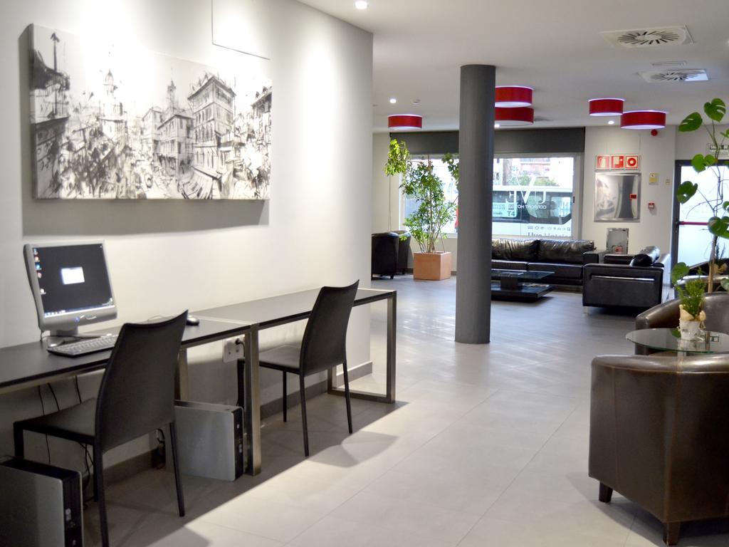 Uve Alcobendas Exterior photo